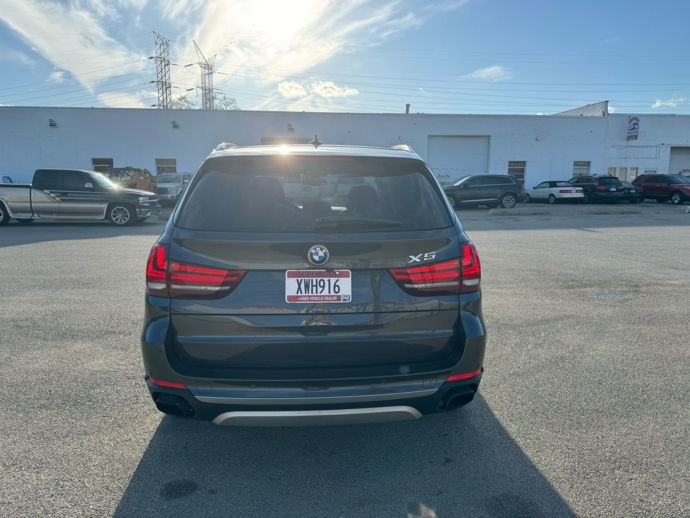 2015 BMW X5 50IX XLINE